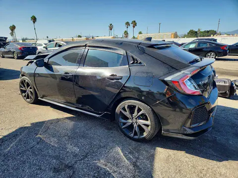 2018 Honda Civic VIN SHHFK7H4XJU417616 фото 2