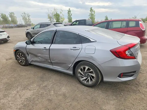 2HGFC2F81JH012473 — 2018 Honda Civic, фото 2 с аукциона Copart 13.10.2026, Боковая часть
