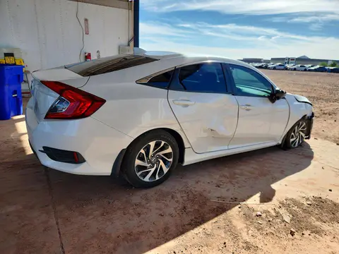 2018 Honda Civic VIN 19XFC2F73JE037148 фото 3