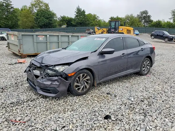 2HGFC2F79JH568165 — 2018 Honda Civic, Передняя часть (Front End), фото до ремонта