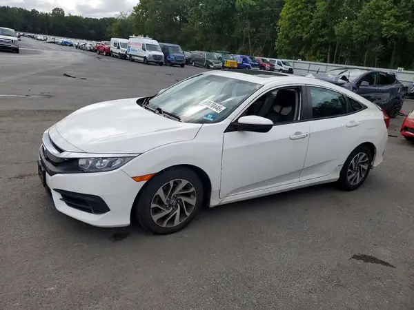 19XFC2F7XJE207263 — 2018 Honda Civic, Задняя часть (Rear End), фото до ремонта