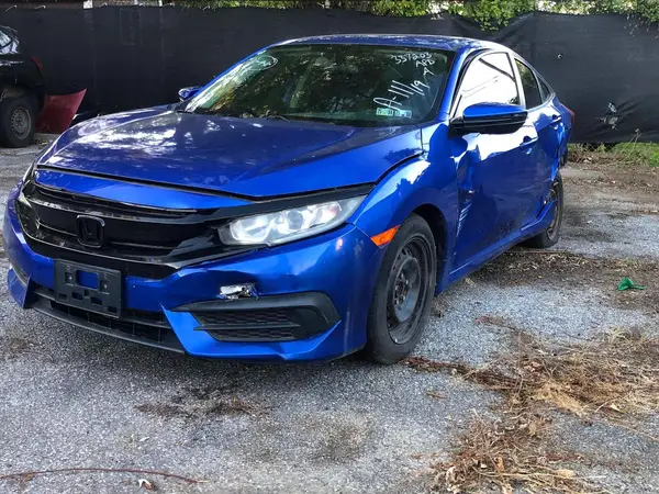 19XFC2F54JE205555 — 2018 Honda Civic, фото 2 с аукциона Copart 08.10.2026, Повреждения со всех сторон