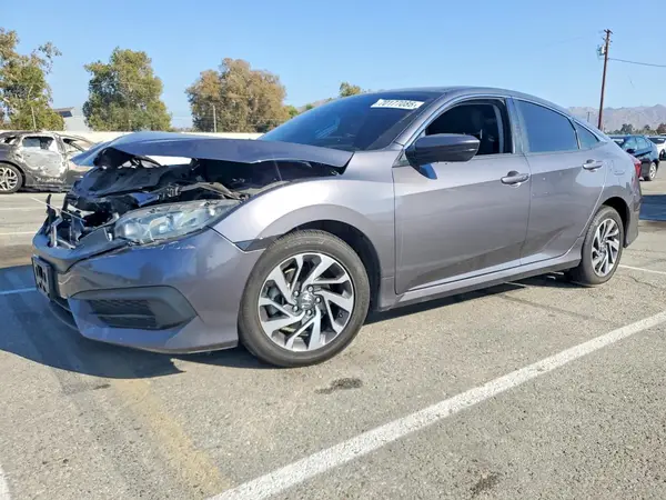 2HGFC2F77JH599396 — 2018 Honda Civic, Передняя часть (Front End), фото до ремонта