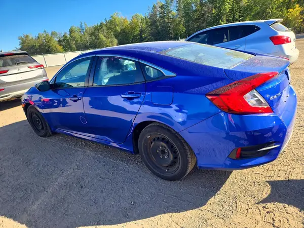 2HGFC2E55JH004643 — 2018 Honda Civic, фото 2 с аукциона Copart 06.10.2026, Передняя часть