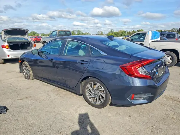 2HGFC2F75JH536961 — 2018 Honda Civic, фото 2 с аукциона Copart 06.10.2026, Повреждения снизу