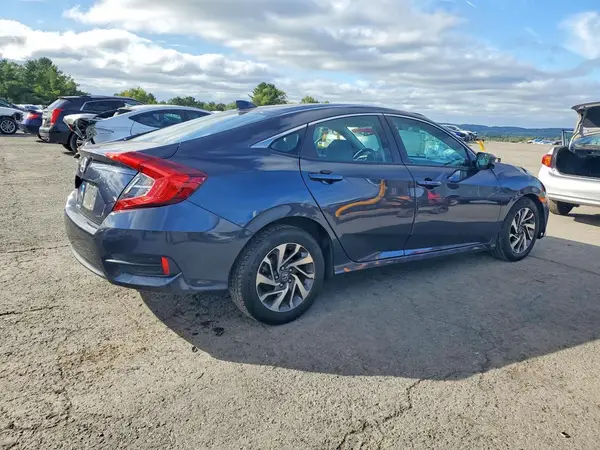 2HGFC2F75JH536961 — 2018 Honda Civic, фото 3 с аукциона Copart 06.10.2026, Повреждения снизу