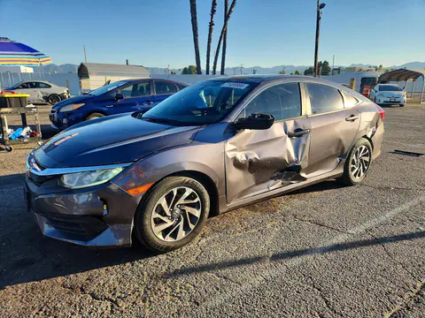 2HGFC2F75JH514166 — 2018 Honda Civic, Боковая часть (Side), фото до ремонта