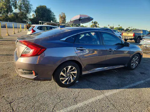 2018 Honda Civic VIN 2HGFC2F75JH514166 фото 3