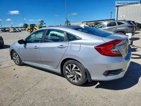 2018 Honda Civic Ex VIN 19XFC2F75JE002742 фото 2