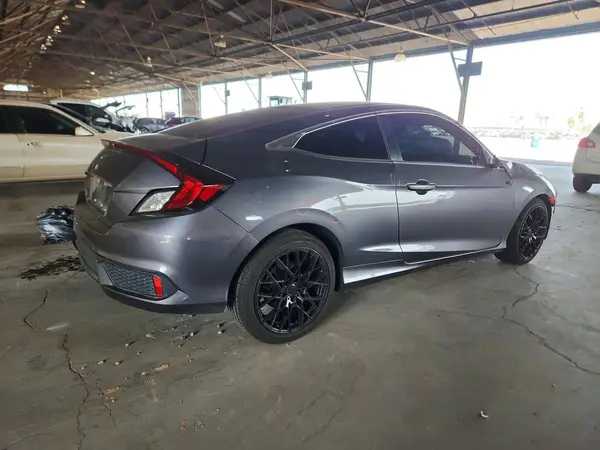 2HGFC4B66KH302872 — 2019 Honda Civic, фото 3 с аукциона Copart, Передняя часть