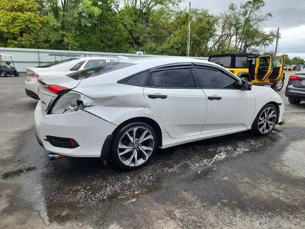 19XFC1F9XKE201976 — 2019 Honda Civic, фото 3 с аукциона Copart, Задняя часть