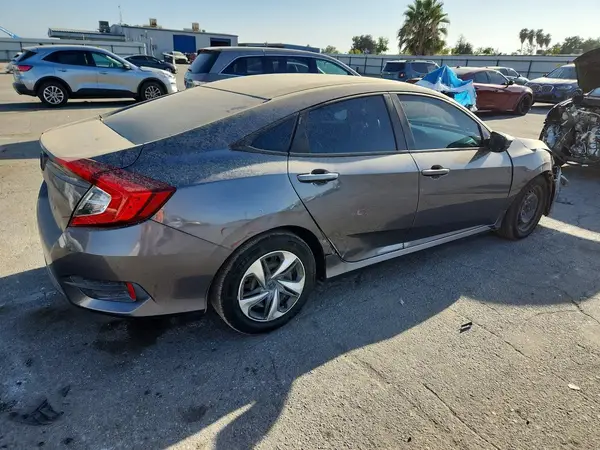 2HGFC2F66KH583151 — 2019 Honda Civic, фото 3 с аукциона Copart, Передняя часть