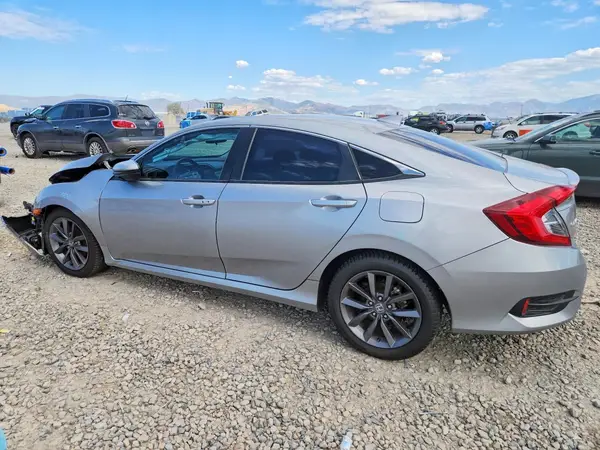 19XFC1F37LE012151 — 2020 Honda Civic, фото 2 с аукциона Copart, Передняя часть