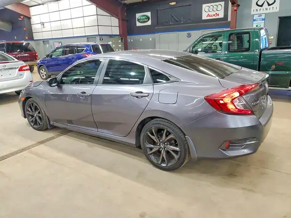 19XFC2F83LE011922 — 2020 Honda Civic, фото 2 с аукциона Copart, Мелкие вмятины и царапины
