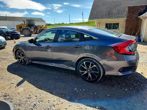 2HGFC2F84LH534193 — 2020 Honda Civic, фото 2 с аукциона Copart, Боковая часть