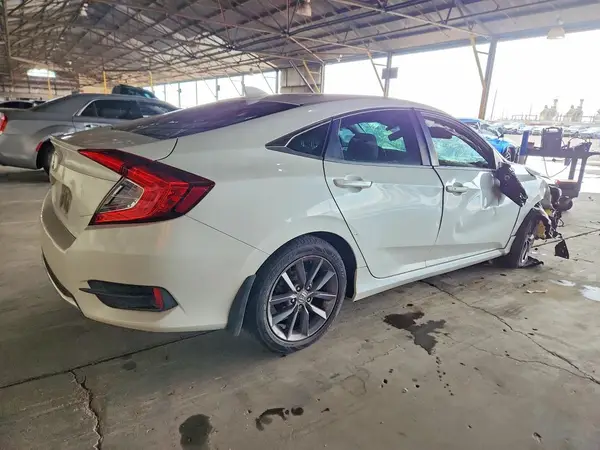 19XFC1F72LE208274 — 2020 Honda Civic, фото 3 с аукциона Copart, Передняя часть