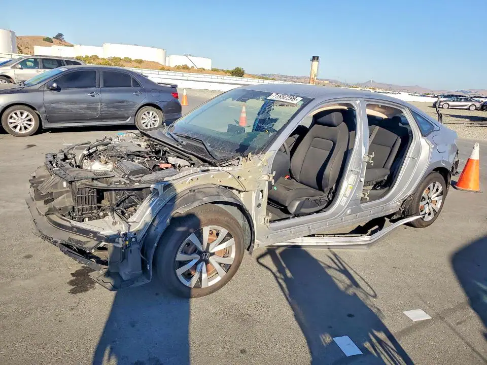 2HGFE2F27NH520720 Honda Civic 2022 — повреждение Вандализм, фото до ремонта