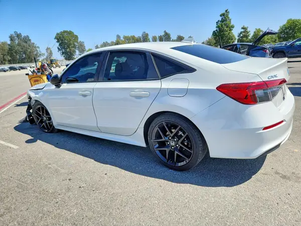 2HGFE2F51RH584350 — 2024 Honda Civic, фото 2 с аукциона Copart, Передняя часть