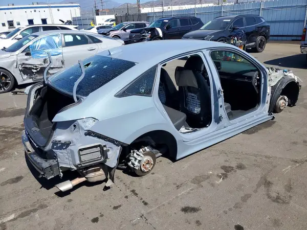 2HGFE2F53RH584740 — 2024 Honda Civic, фото 3 с аукциона Copart, Вандализм