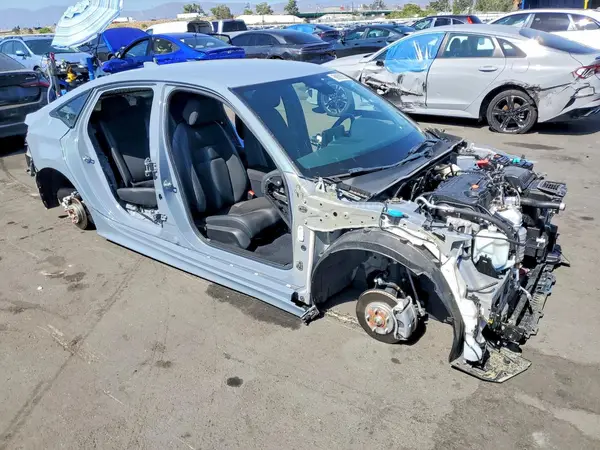 2HGFE2F53RH584740 — 2024 Honda Civic, фото 4 с аукциона Copart, Вандализм