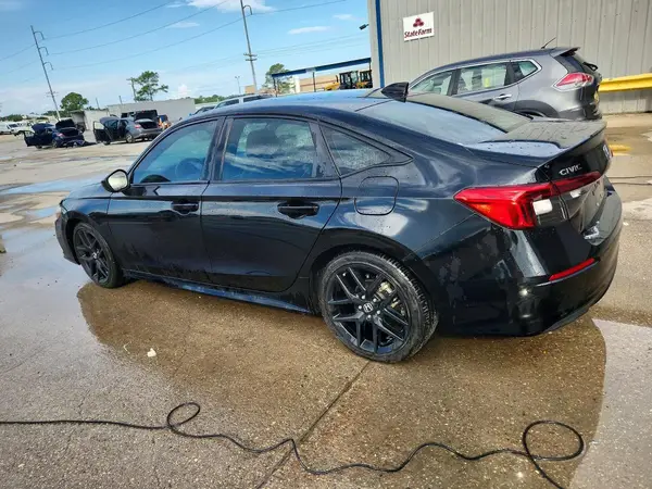 2HGFE2F52RH569758 — 2024 Honda Civic, фото 2 с аукциона Copart, Передняя часть
