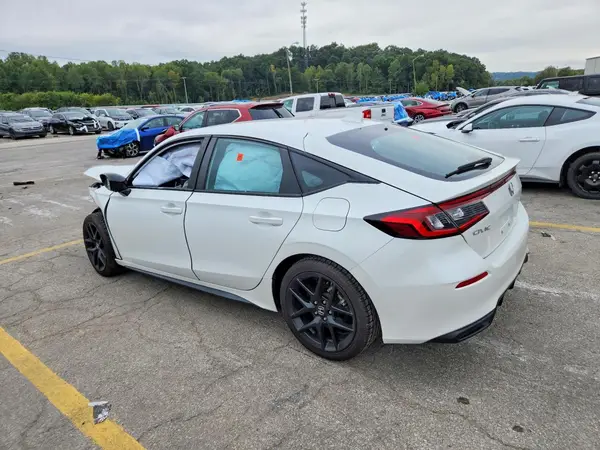 19XFL2H81RE004506 — 2024 Honda Civic, фото 2 с аукциона Copart, Передняя часть