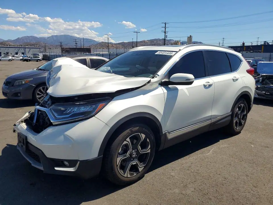 2HKRW1H95JH510380 Honda CR-V 2018 — повреждение Передняя часть, фото до ремонта