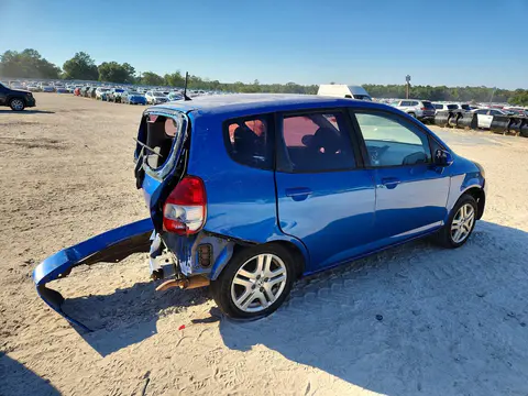 2008 Honda Fit VIN JHMGD38468S017783 фото 3