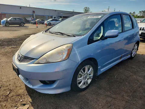 JHMGE8H40AC009866 — 2010 Honda Fit, Передняя часть (Front End), фото до ремонта
