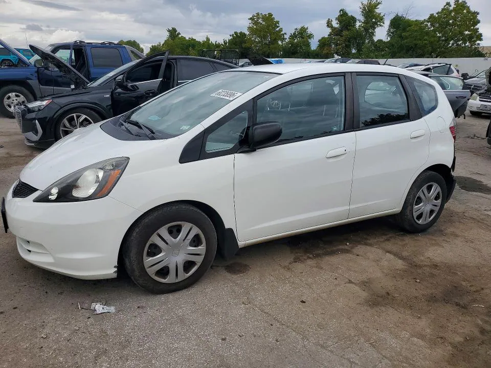 2011 HONDA FIT VIN JHMGE8H32BS009625 фото 1