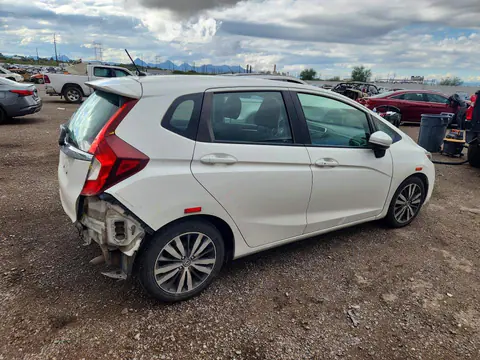 2015 Honda Fit VIN 3HGGK5H84FM746944 фото 3