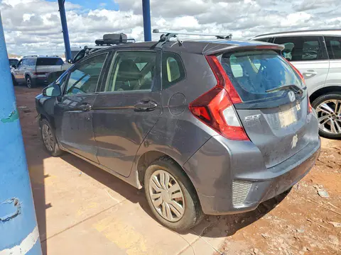2017 Honda Fit VIN 3HGGK5G58HM711897 фото 2