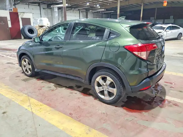 3CZRU6H54GM767432 — 2016 Honda HR-V, фото 2 с аукциона Copart 28.09.2026, Мелкие вмятины и царапины