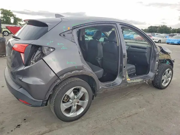 3CZRU5H72HM719862 — 2017 Honda HR-V, фото 3 с аукциона Copart 29.09.2026, Боковая часть