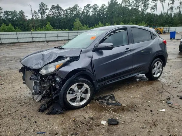 3CZRU5H52HM713641 — 2017 Honda HR-V, Передняя часть (Front End), фото до ремонта