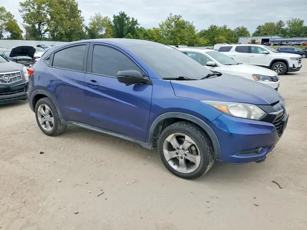 3CZRU5H51HM711881 — 2017 Honda HR-V, фото 4 с аукциона Copart 29.09.2026, Естественный износ