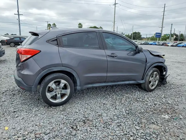 3CZRU5H58HM707696 — 2017 Honda HR-V, фото 3 с аукциона Copart, Передняя часть