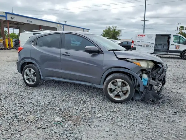 3CZRU5H58HM707696 — 2017 Honda HR-V, фото 4 с аукциона Copart, Передняя часть