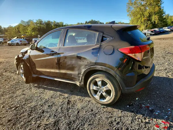 3CZRU6H31HM700738 — 2017 Honda HR-V, фото 2 с аукциона Copart 01.10.2026, Передняя часть