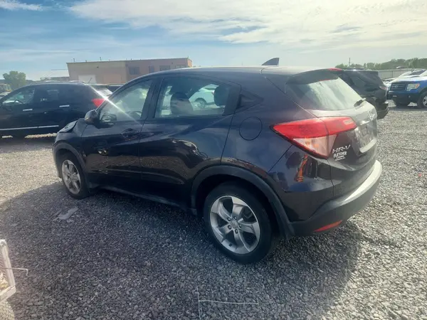 3CZRU6H34HG709321 — 2017 Honda HR-V, фото 2 с аукциона Copart, Передняя часть
