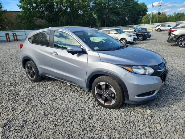3CZRU6H55JM709868 — 2018 Honda HR-V, фото 4 с аукциона Copart, Повреждения снизу