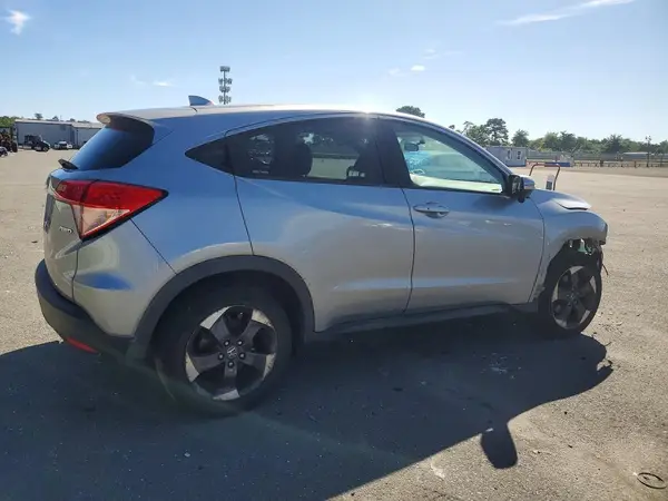 3CZRU6H54JG709696 — 2018 Honda HR-V, фото 3 с аукциона Copart 07.10.2026, Передняя часть