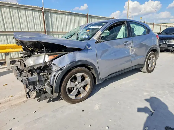 3CZRU5H37JG703948 — 2018 Honda HR-V, Передняя часть (Front End), фото до ремонта