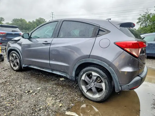3CZRU6H56JM704310 — 2018 Honda HR-V, фото 2 с аукциона Copart 06.10.2026, Передняя часть