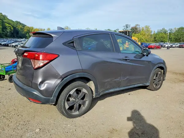 3CZRU6H58JM731668 — 2018 Honda HR-V, фото 3 с аукциона Copart, Задняя часть