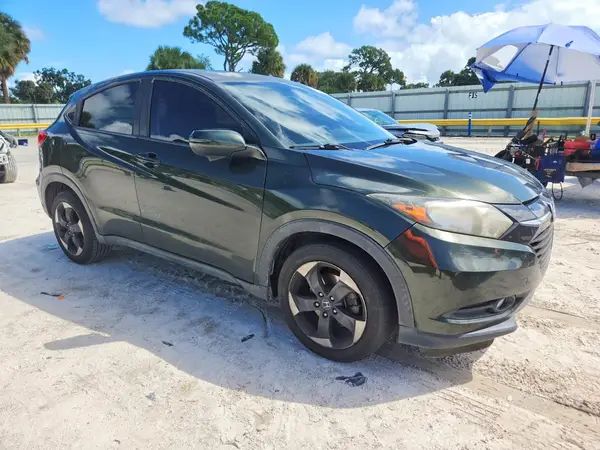 3CZRU5H57JG706401 — 2018 Honda HR-V, фото 4 с аукциона Copart 30.09.2026, Механические повреждения
