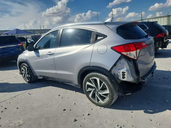 3CZRU5H17KG707708 — 2019 Honda HR-V, фото 2 с аукциона Copart 25.09.2026, Задняя часть