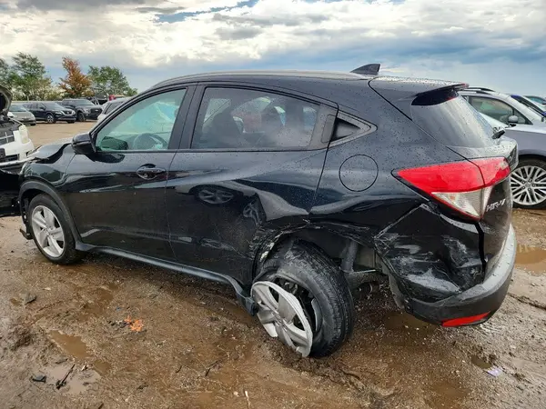3CZRU6H71KM718196 — 2019 Honda HR-V, фото 2 с аукциона Copart 13.10.2026, Передняя часть