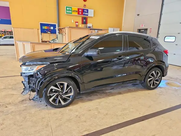 3CZRU6H16KG726143 — 2019 Honda HR-V, Передняя часть (Front End), фото до ремонта