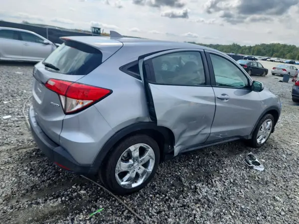 3CZRU6H3XMM722554 — 2021 Honda HR-V, фото 3 с аукциона Copart, Град